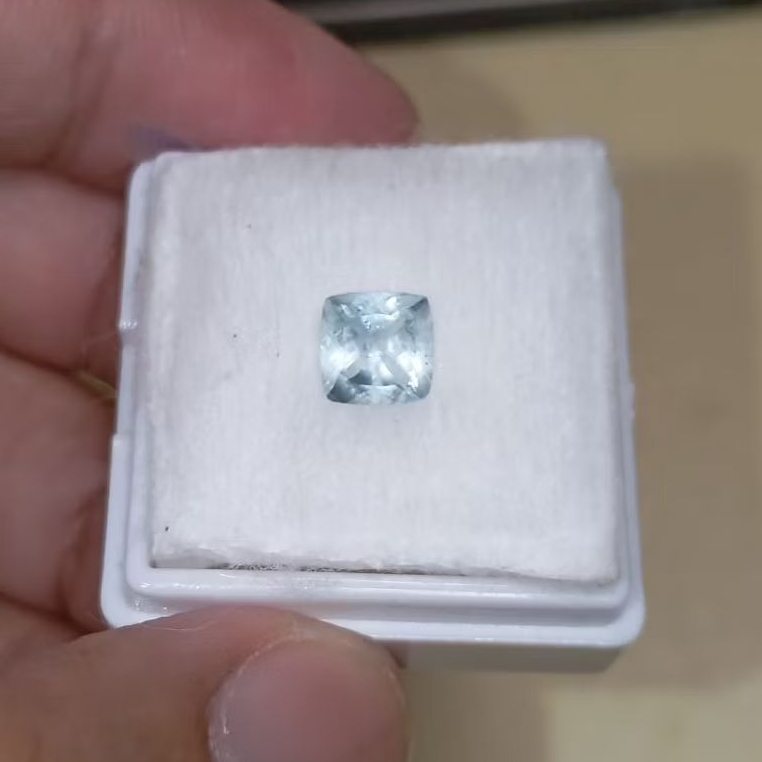 Batu permata natural aquamarine beryl + Memo GLI