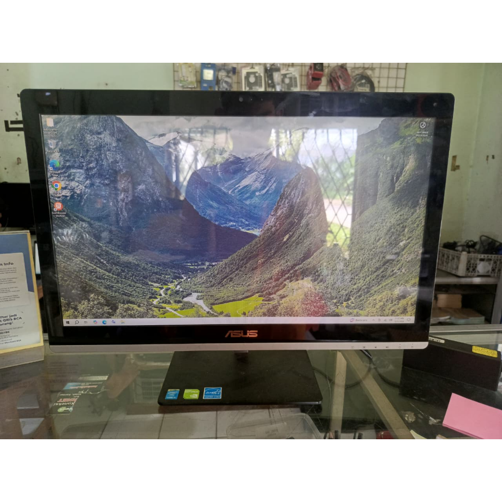 PC All In One Asus ET2230i