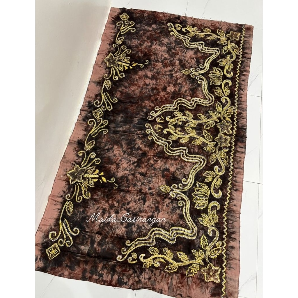 Kain Sasirangan Bordir
