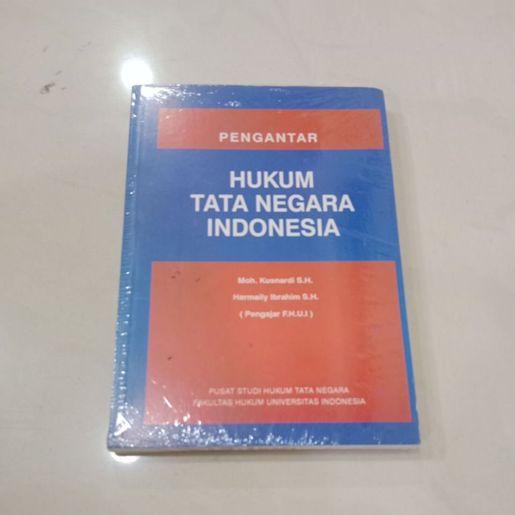 buku Hukum Tata Negara Indonesia