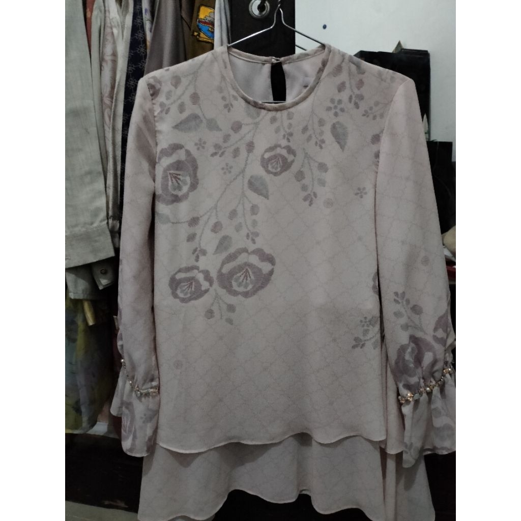 Ria Miranda x Jovian size s