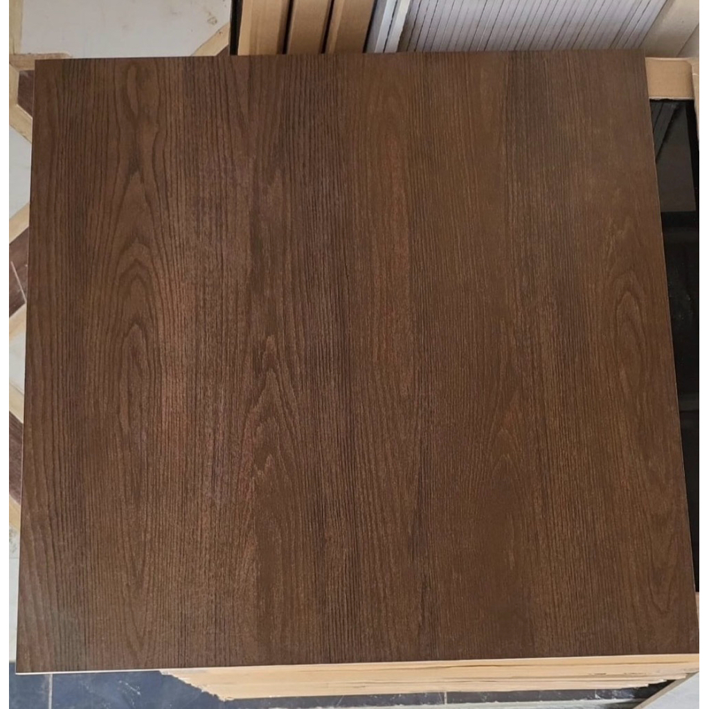 GRANIT LANTAI DAN DINDING MOTIF KAYU MATT 60x60