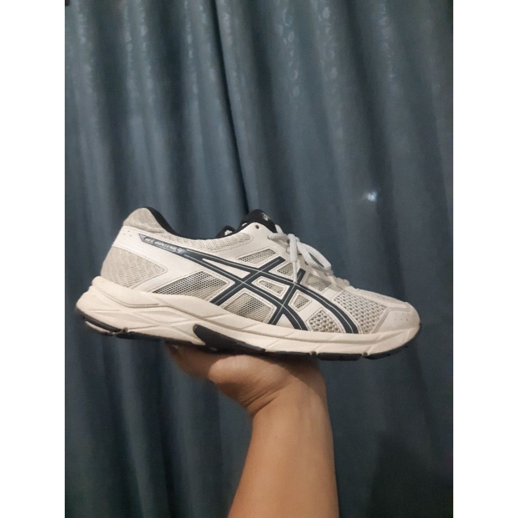 Sepatu Asics Gel Contend 4