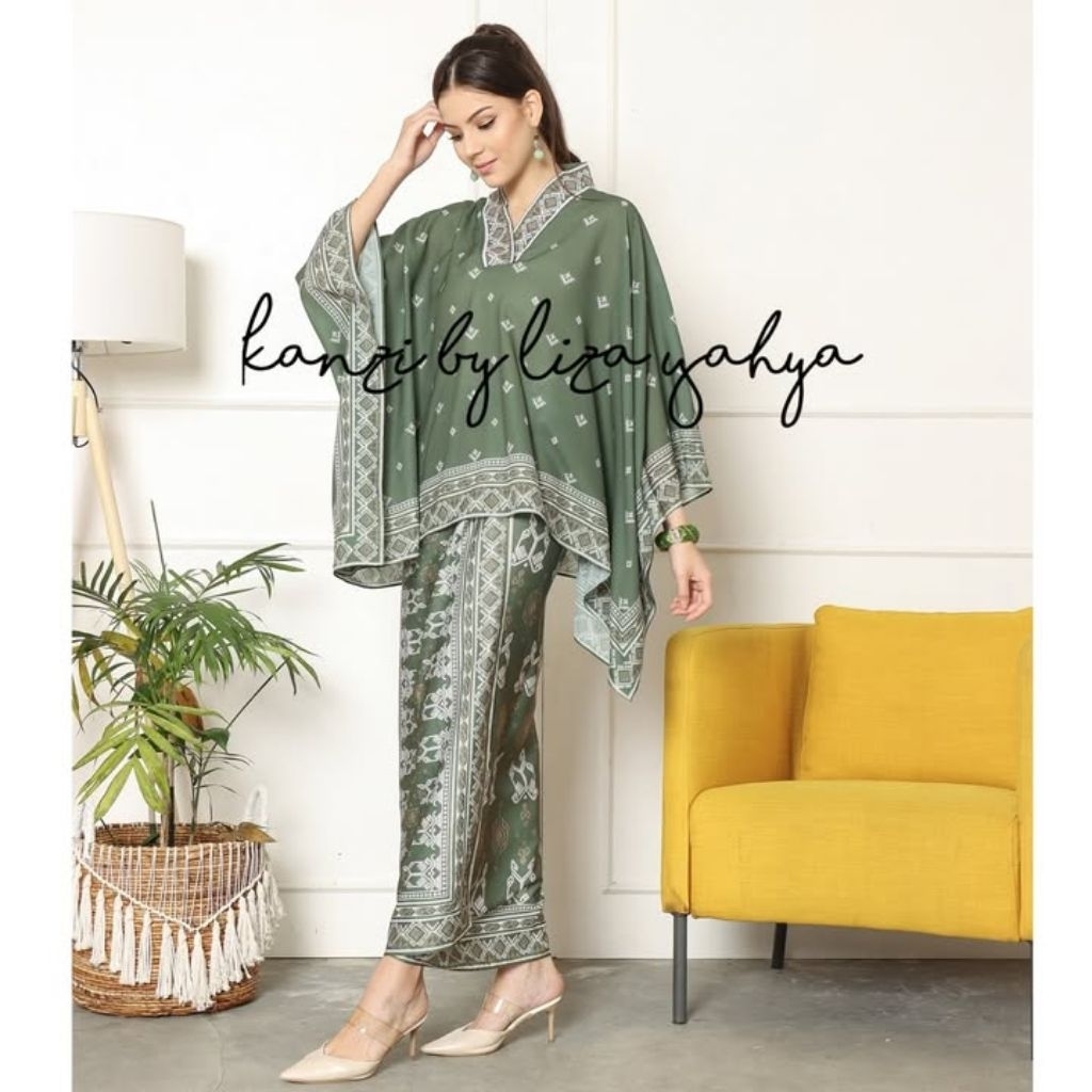 Kebaya Hijau | Kebaya Green | Kebaya Premium | Kebaya Wisuda | Kebaya Modern | Kebaya Wanita | Baju 