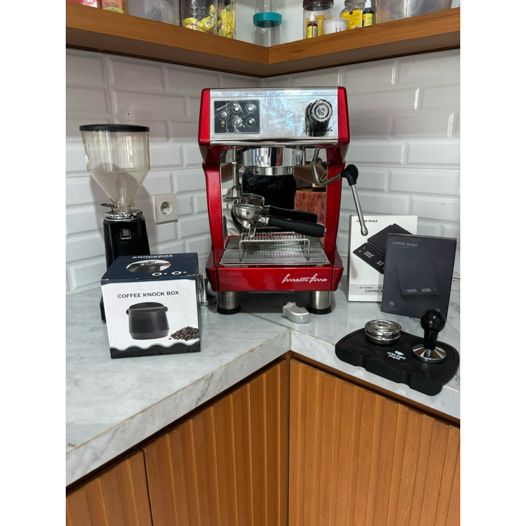 Mesin kopi Ferratti Ferro FCM3200D second