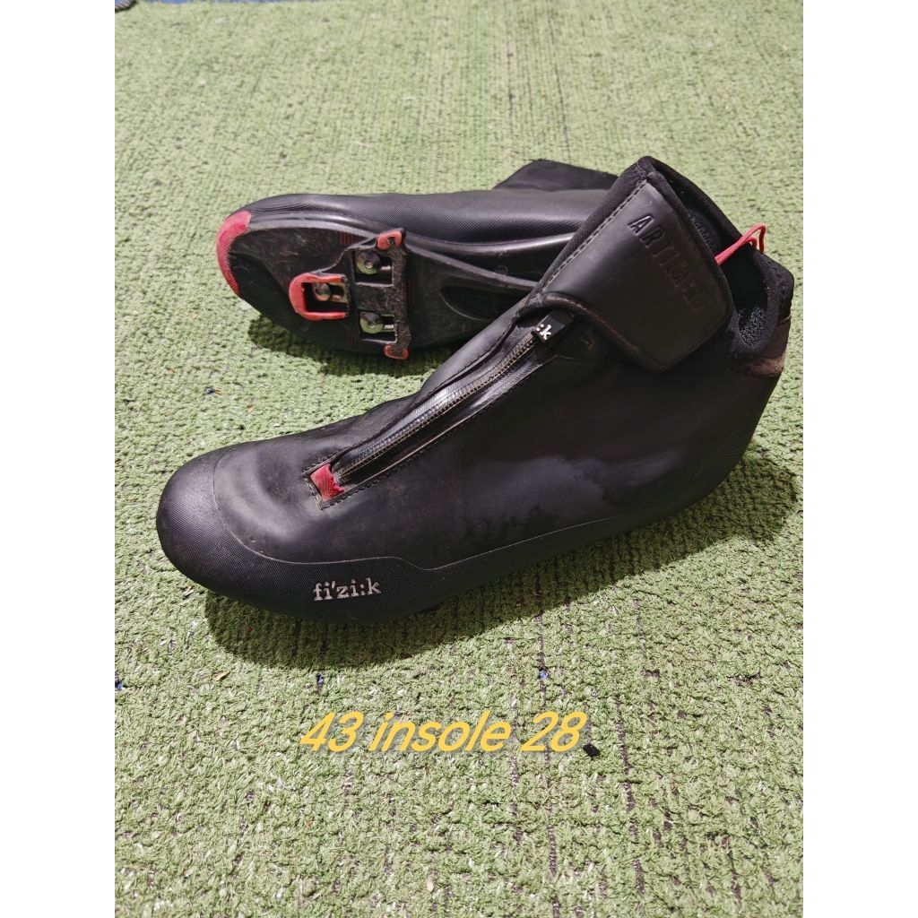 sepatu sepeda rb s43 fizik