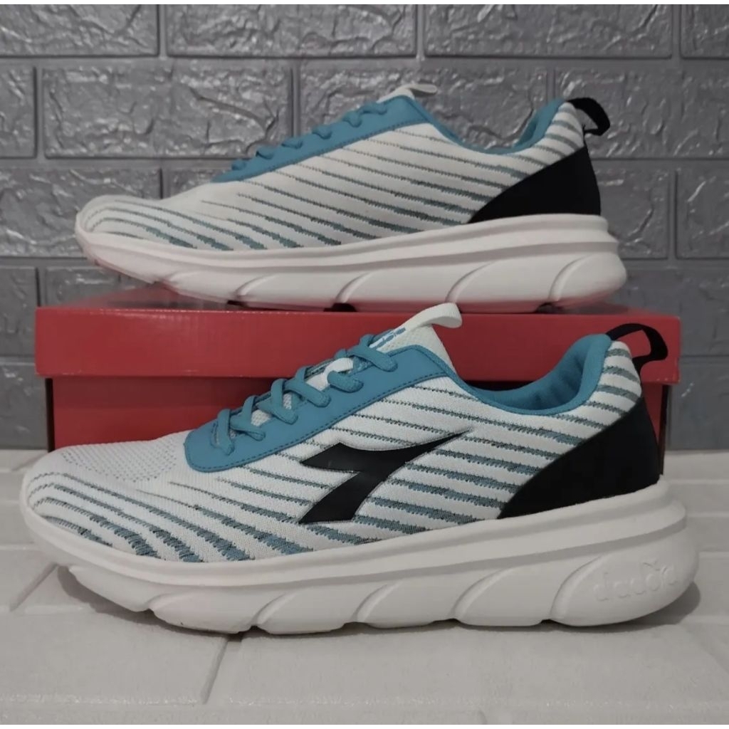 Sepatu Diadora Empoli Cowok Sale / ukuran 44