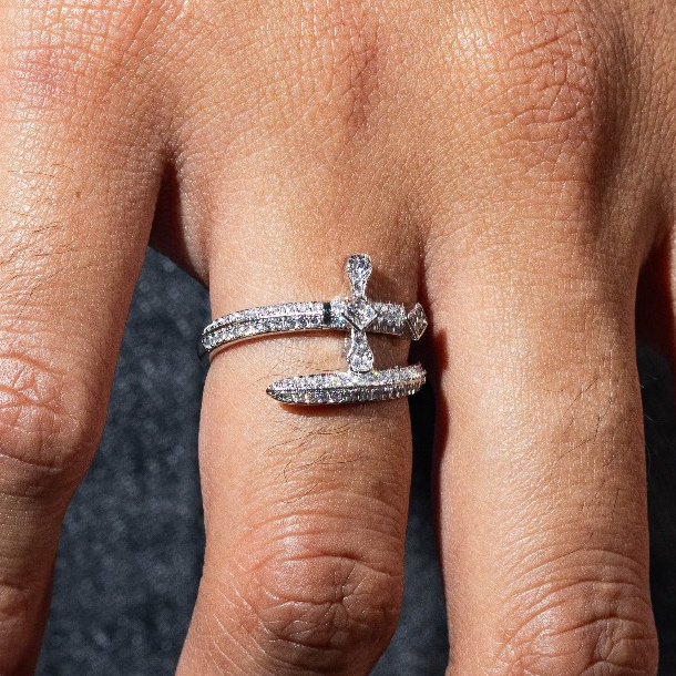 Mispacci - Cincin Sword Iced Out
