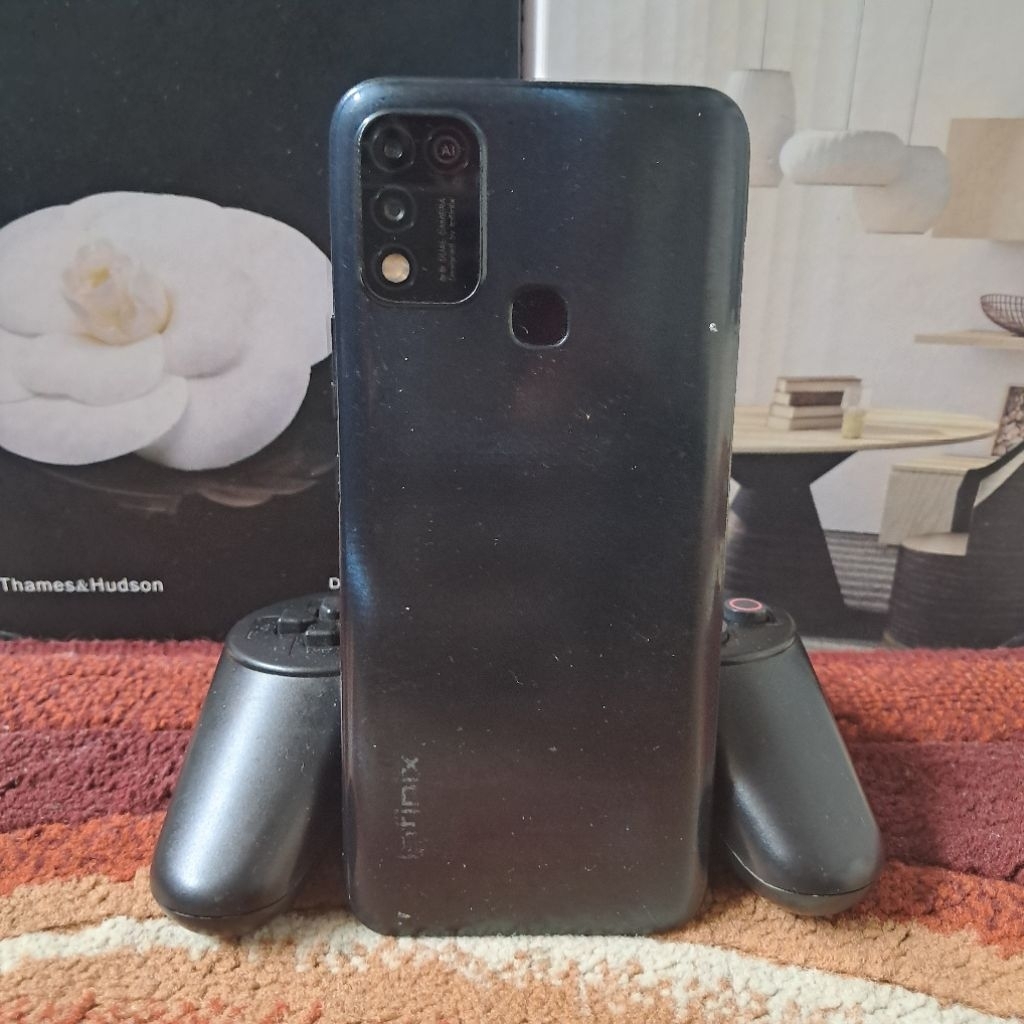 Infinix hot 10 play 2/32 gb
