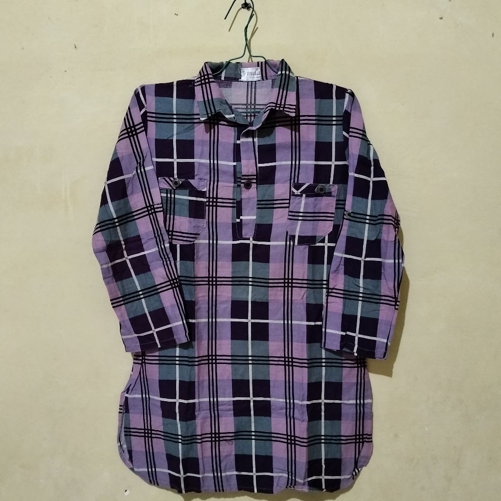 ZM28 Kemeja cewek Preloved
