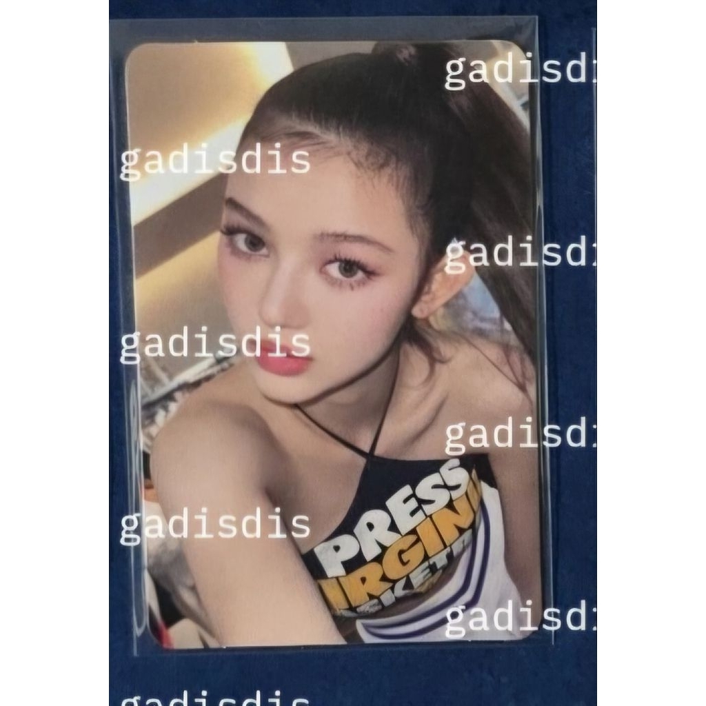 (BOOKED) NewJeans Danielle Official Broadcast Photocard