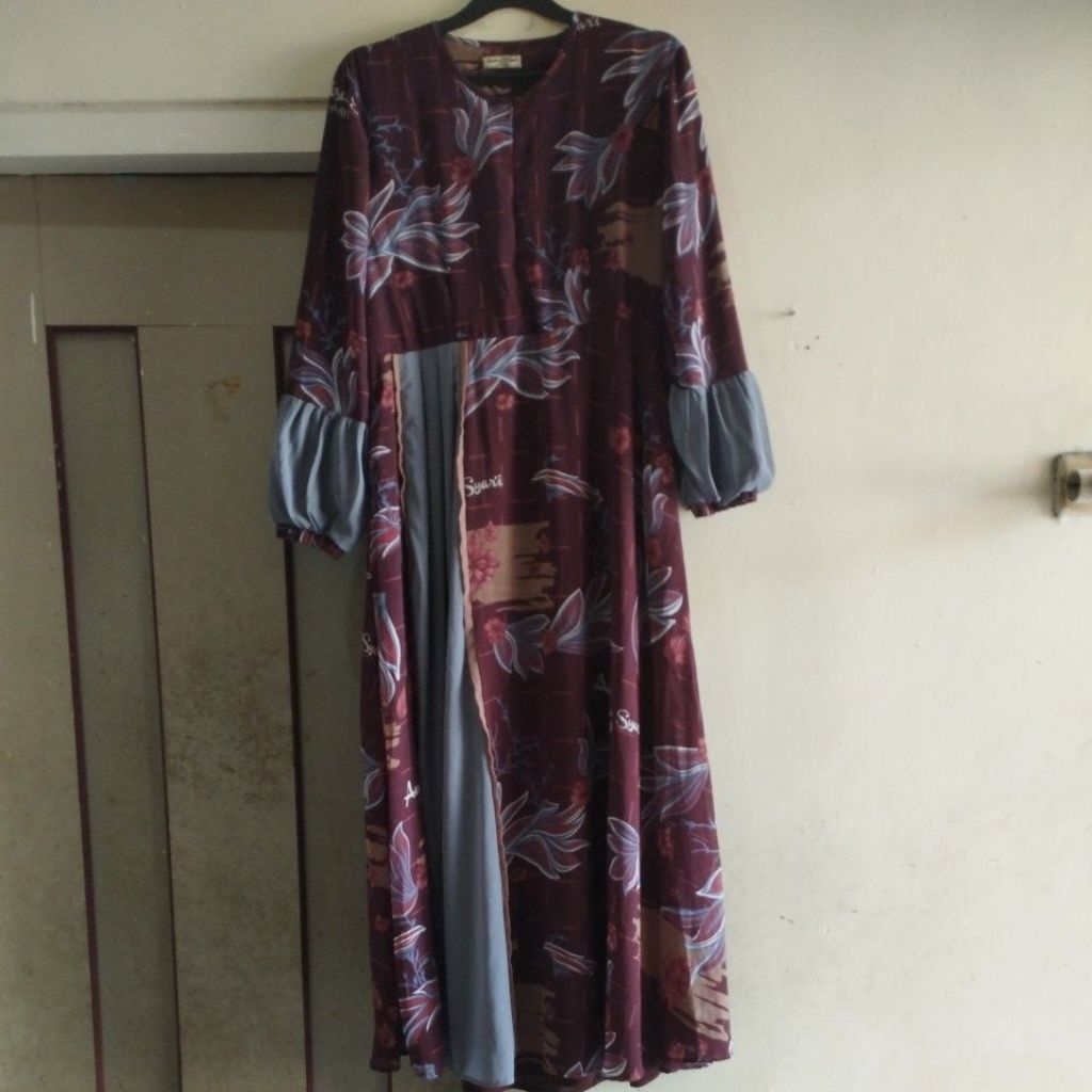 gamis ceruty plus hijab ceruty syar'i