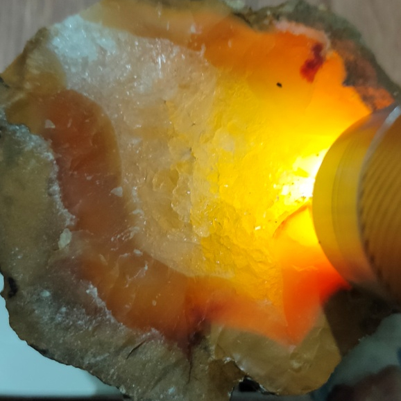 BATU BACAN OBI KUNING SUPER HQ kode 880 batu yg dikirim sesuai foto