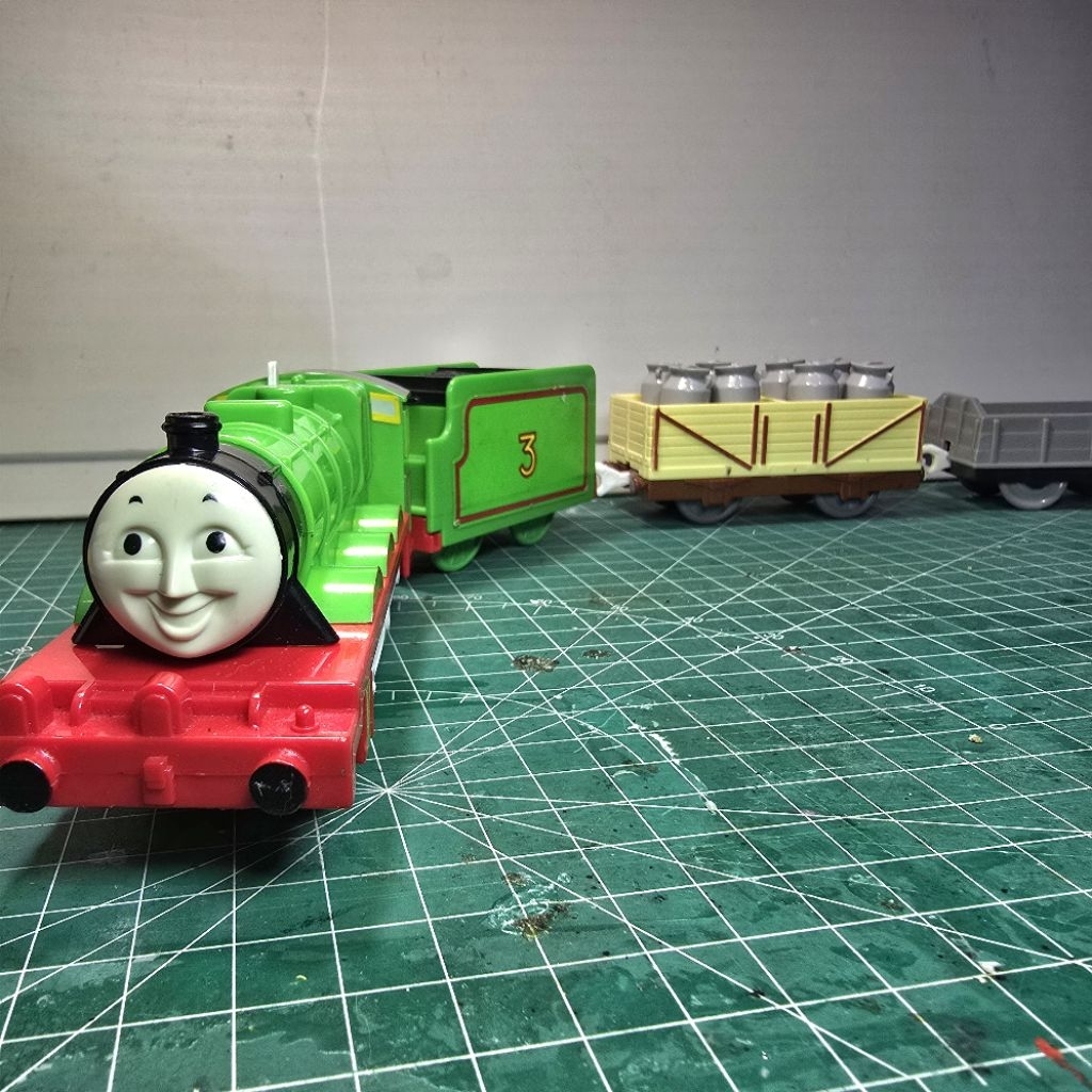 Takara Tomy Plarail Henry TS-03 (Thomas Series)