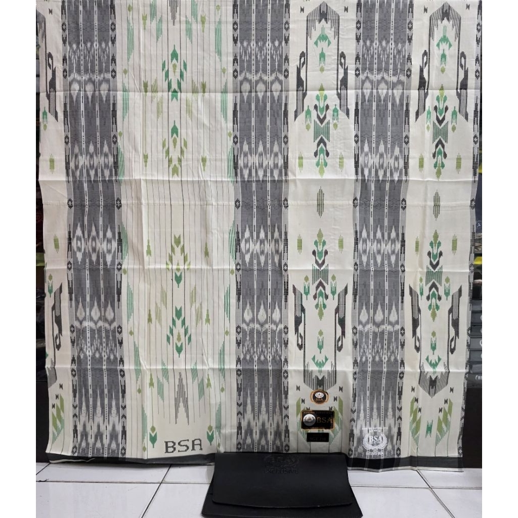 sarung BSA SGE FULL SUTRA 210 (JAHIT TENGAH) sarung BSA full sutra motif SGE