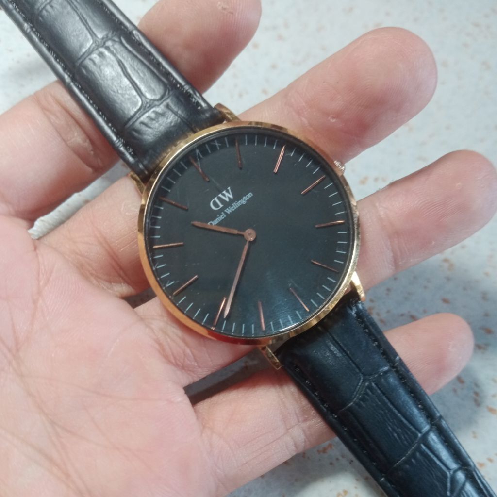 Daniel Wellington Man Watch Preloved