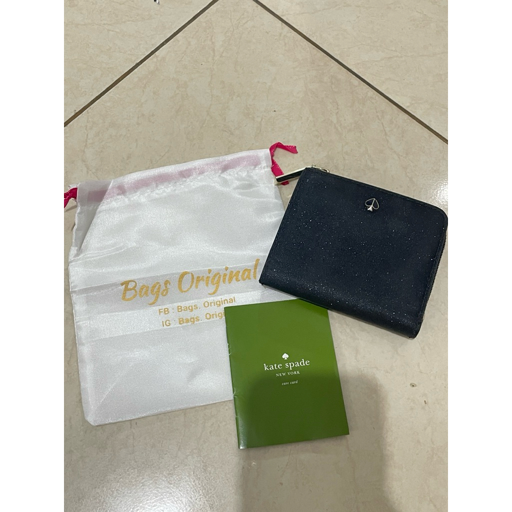 Katespade mini bifold wallet
