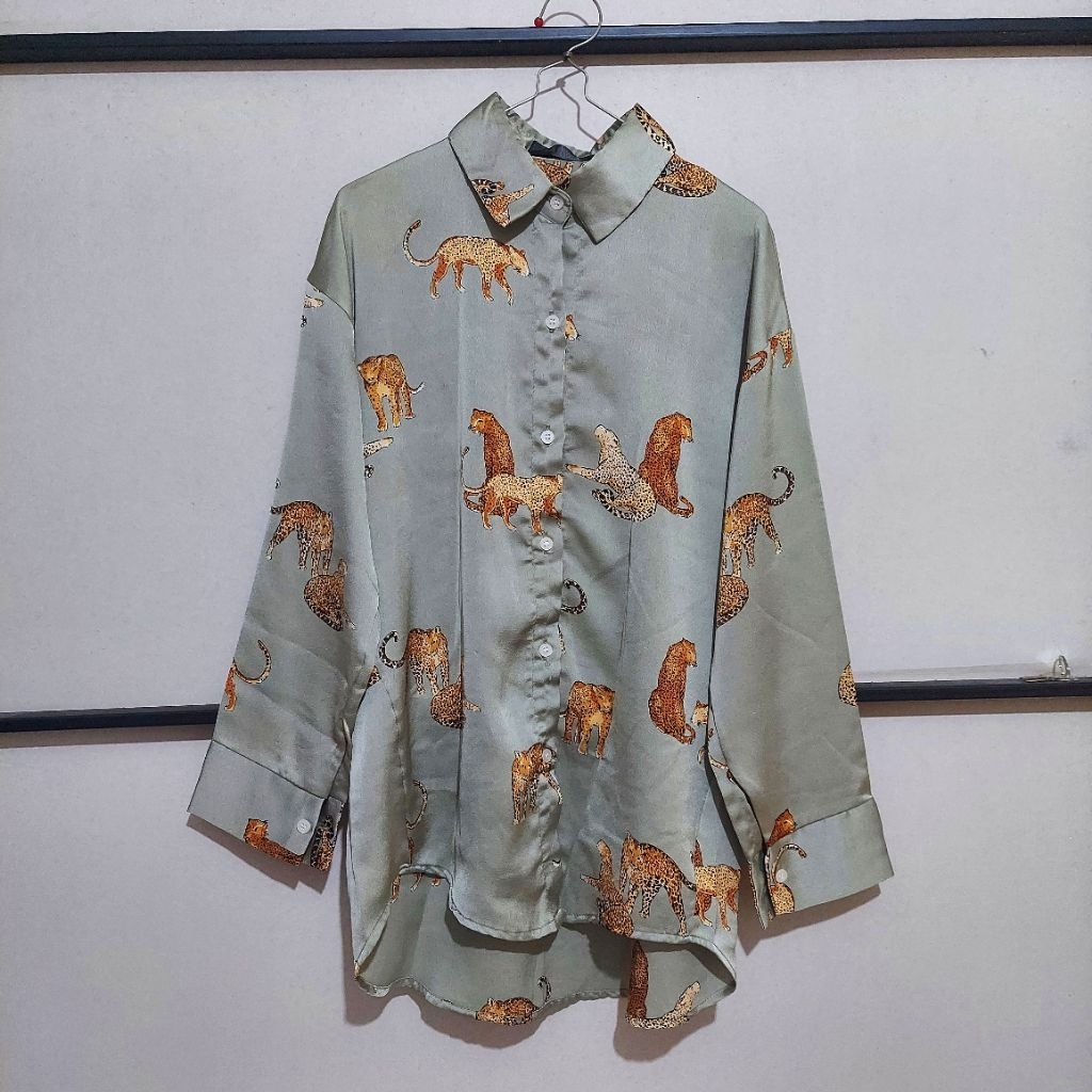 kemeja satin preloved