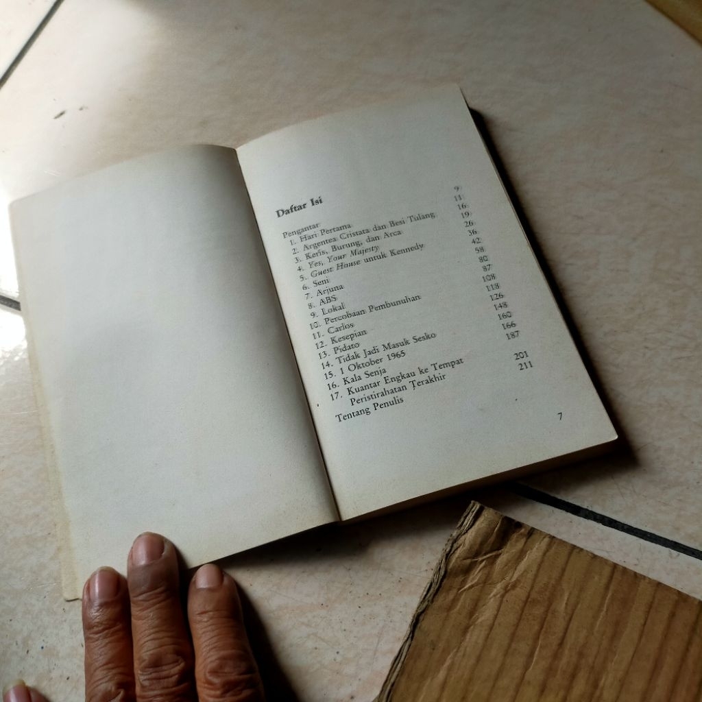 SEWINDU DEKAT BUNG KARNO