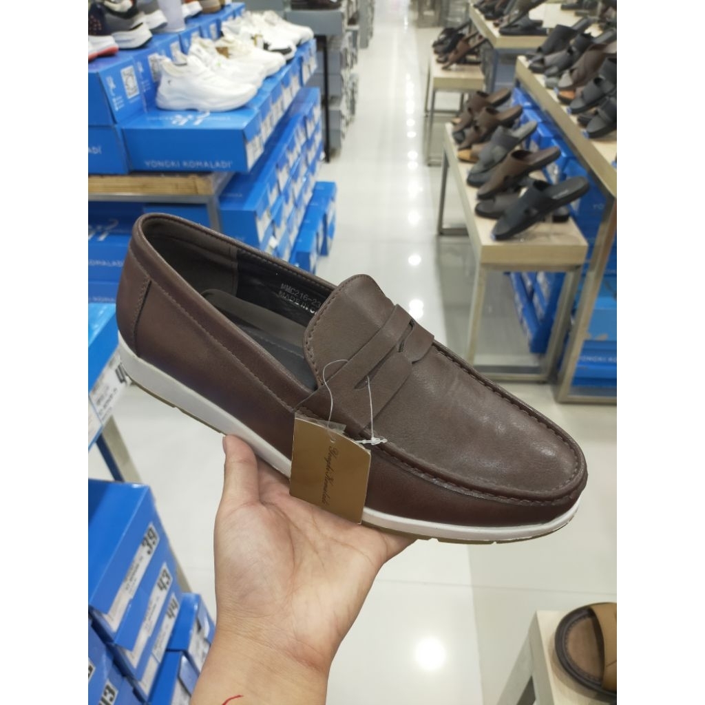 Sepatu Formal Pria Yongki Komaladi Original