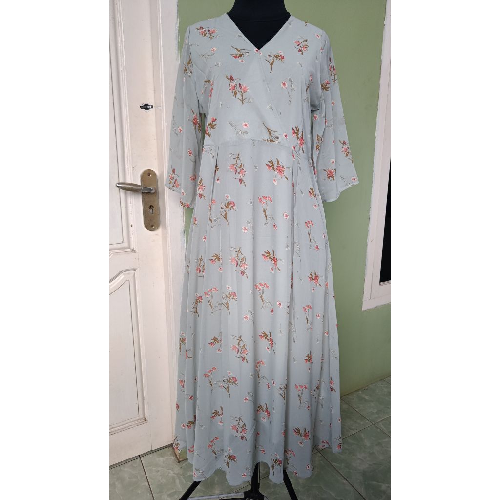 Midi Dress Sifon Motif Bunga / Floral Chiffon Midi Dress