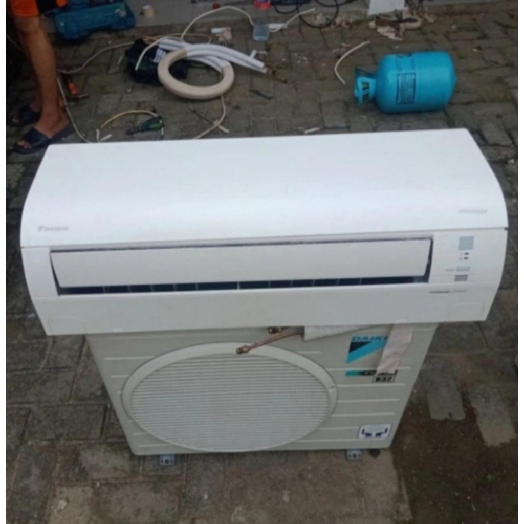 Ac second daikin thailand 1,5pk inverter original
