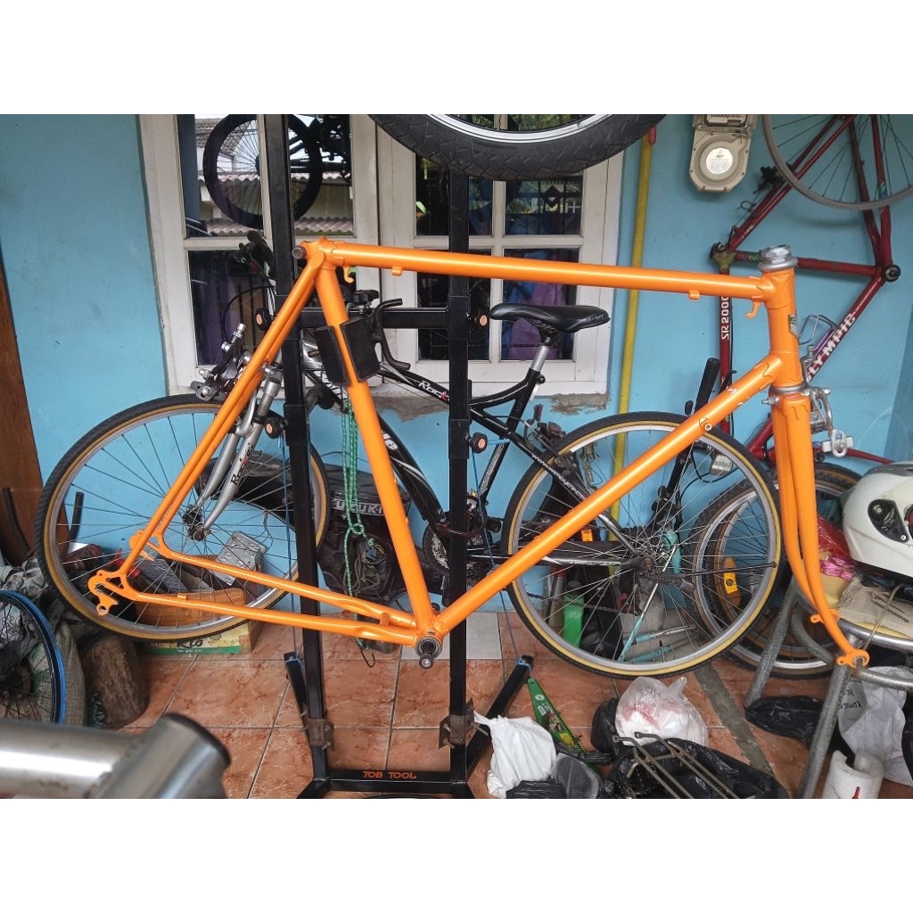 frame sepeda balap favorit 700c 23 inch