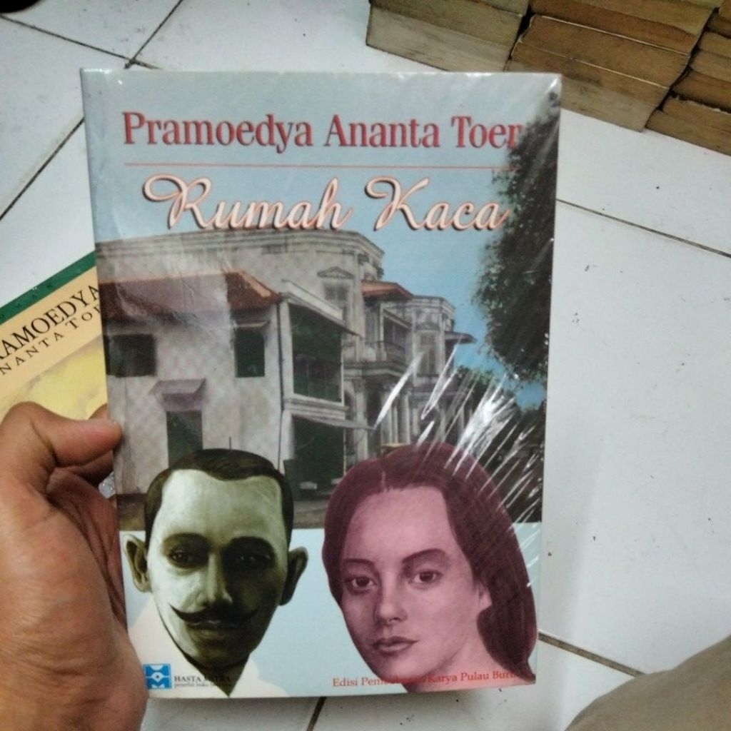 pramodya Ananta toer Rumah kaca