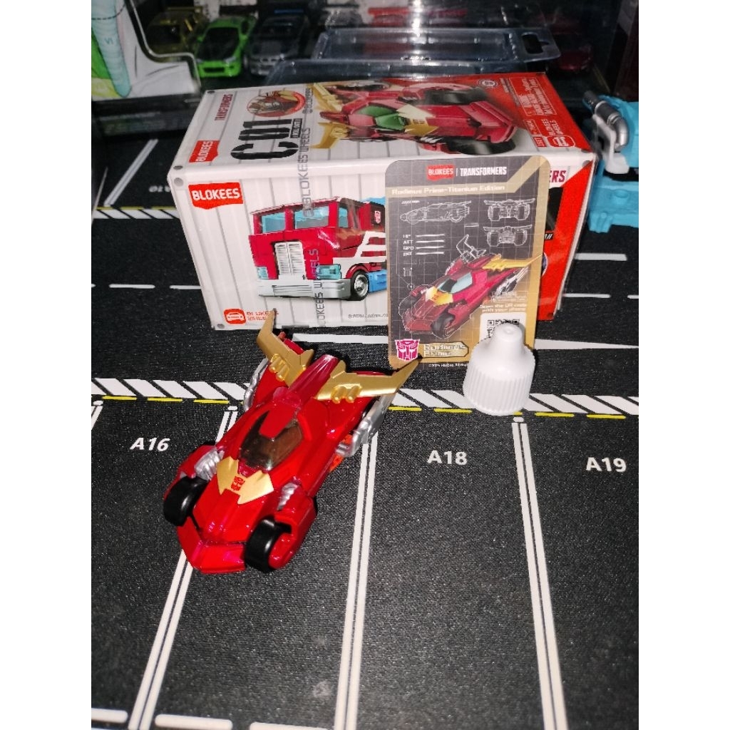 Blokees Wheels Rodimus Prime Super Secret Titanium