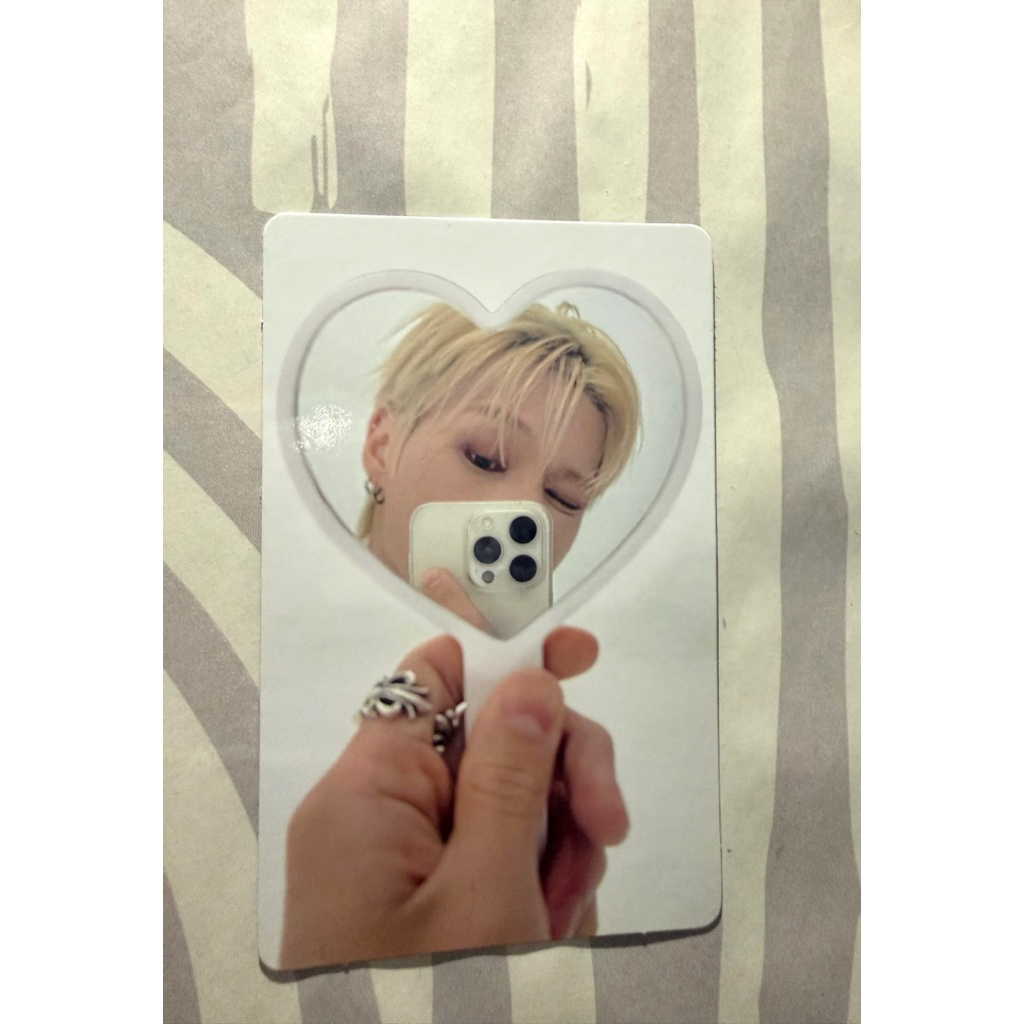[OFFICIAL] Ateez photocard - In your fantasy - Wooyoung