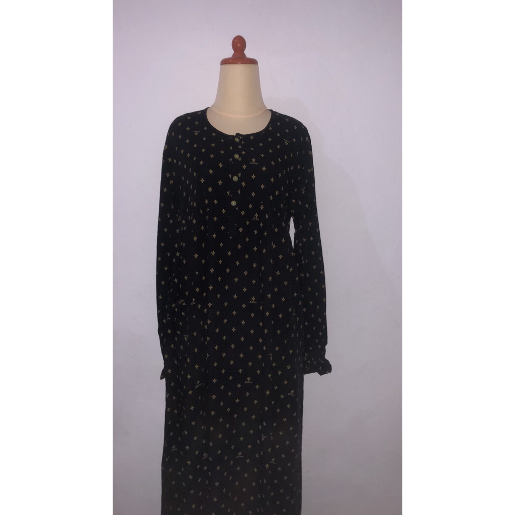 Preloved gamis disty