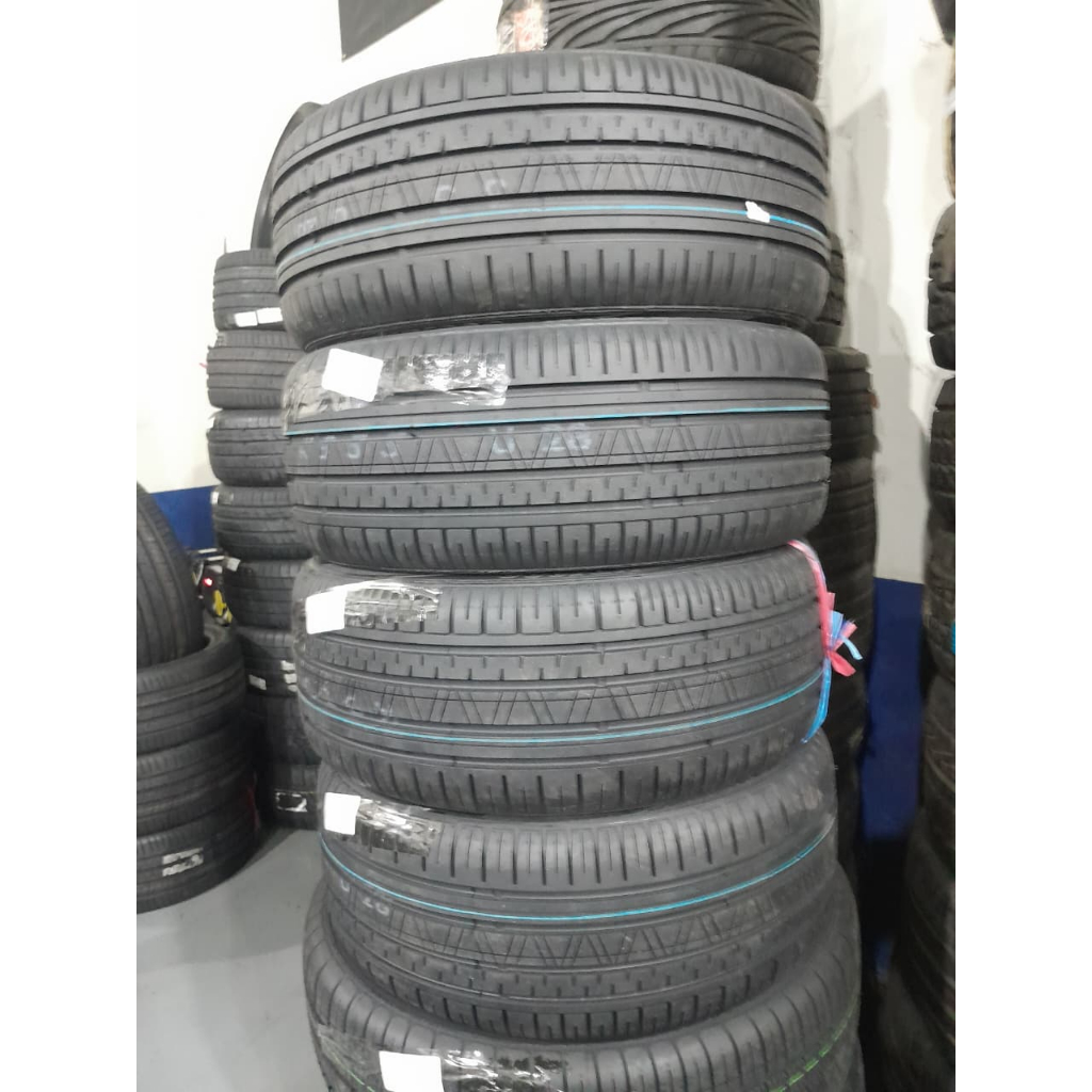 Ban Bekas Merek Zeetex HP1000 Ukuran 215 50 r17 Kondisi Aman siap Pakai