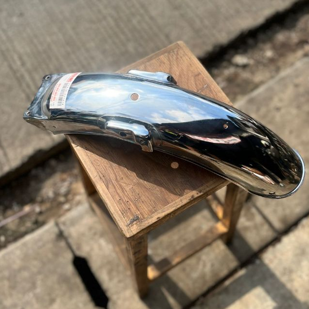Spakbor GL100 Slebor Belakang GL 100 Chrome Merk Three Star