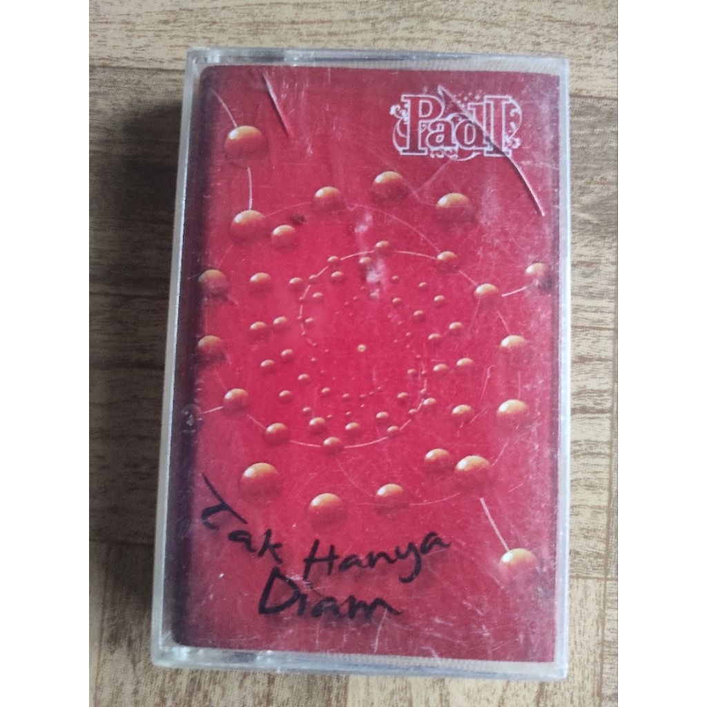 kaset pita PADI "tak hanya diam" (bootleg)