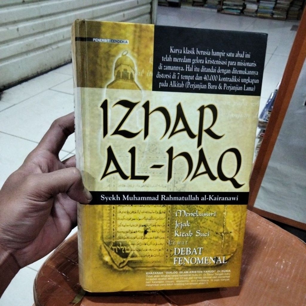izhar Al Haq menelusuri jejak kitab suci lewat debat fenomenal