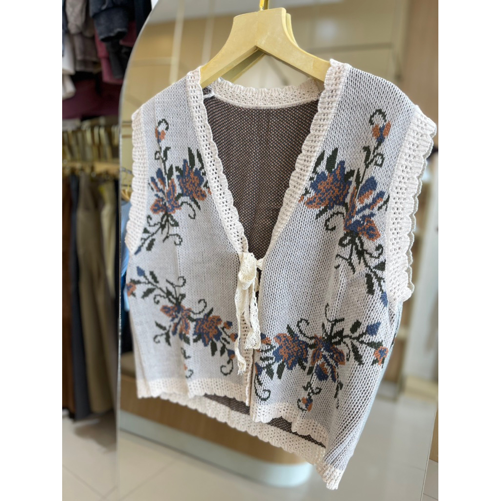 Ayme Okami Vest
