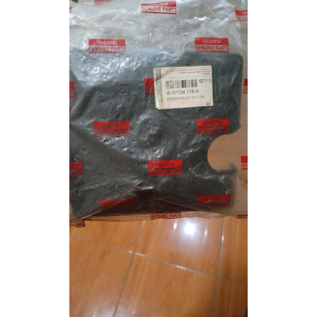 TUTUP FUSE BOX SEKRING BAWAH ISUZU PANTHER
