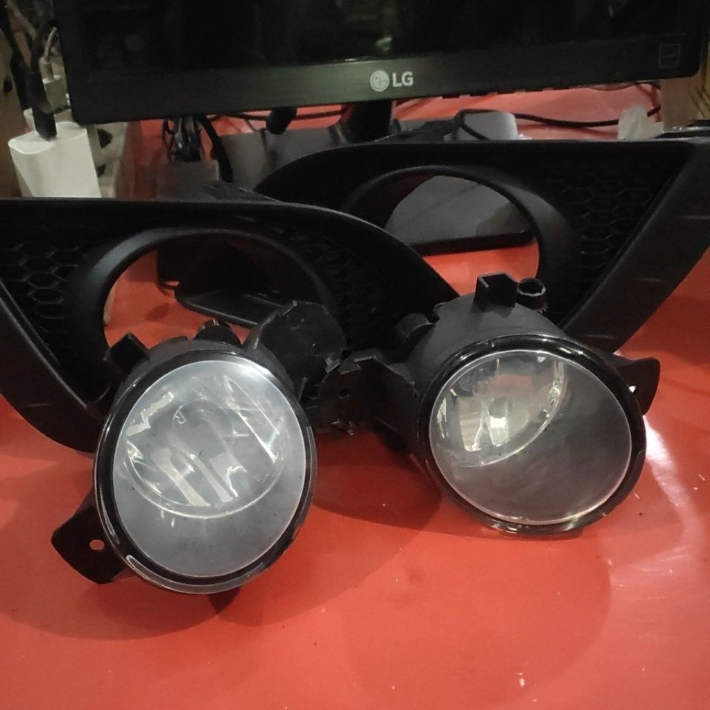 foglamp Livina 2013