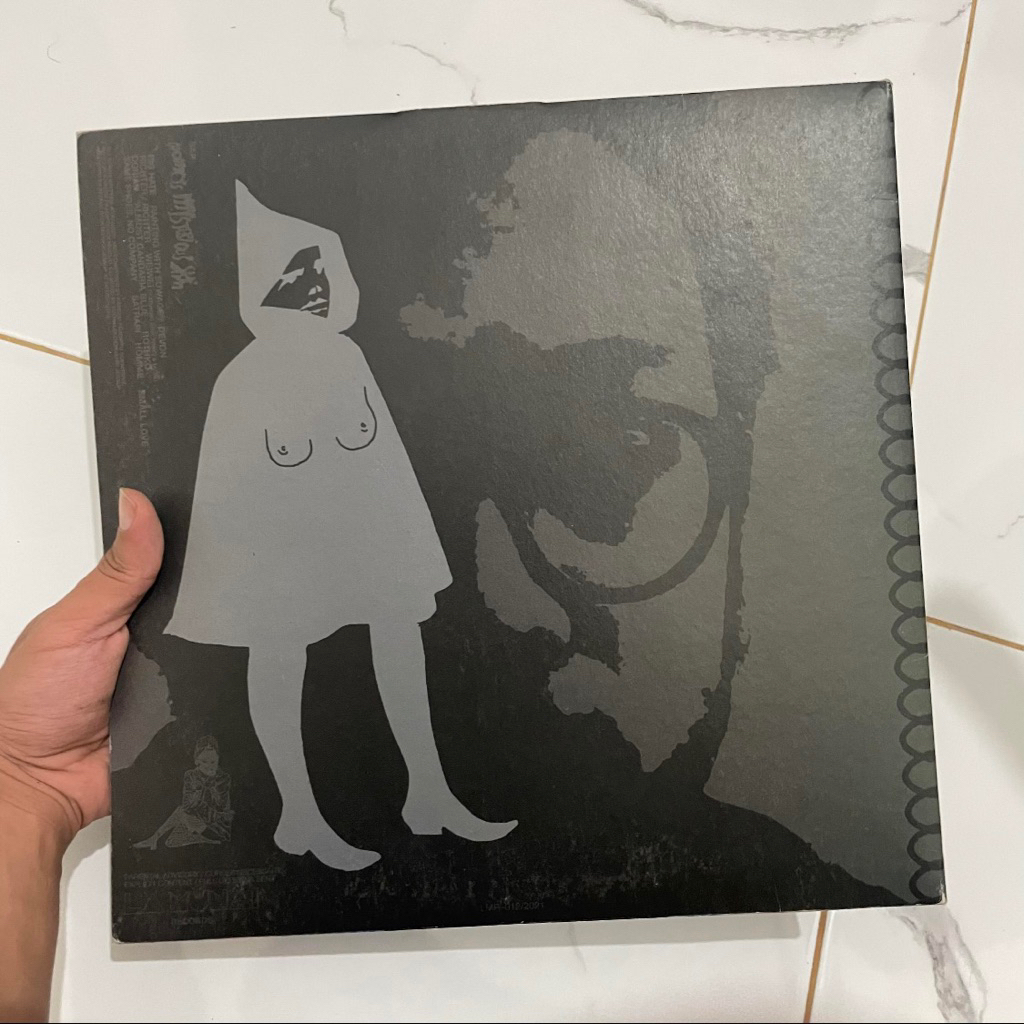 Vinyl BAP - Momo’s Mysterious Skin (Blue Vinyl)