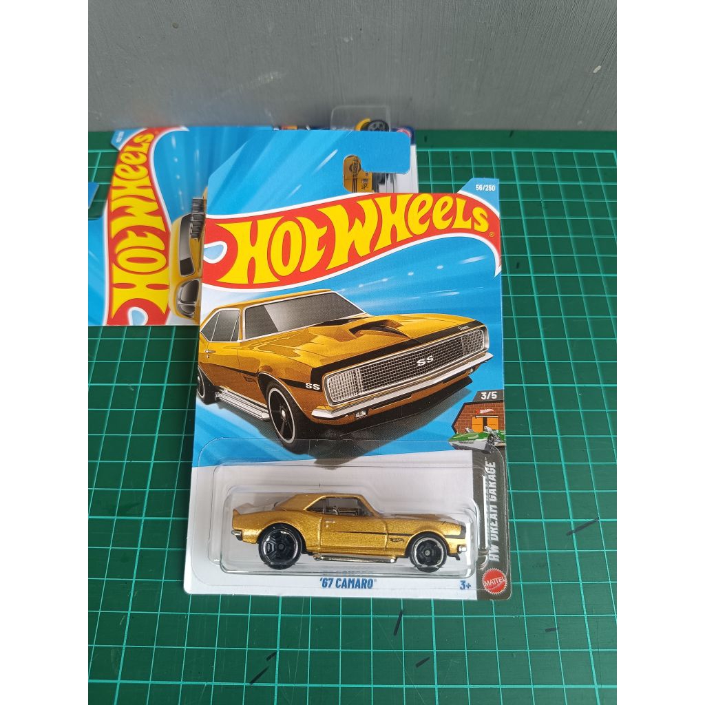 Hot Wheels 67 Camaro