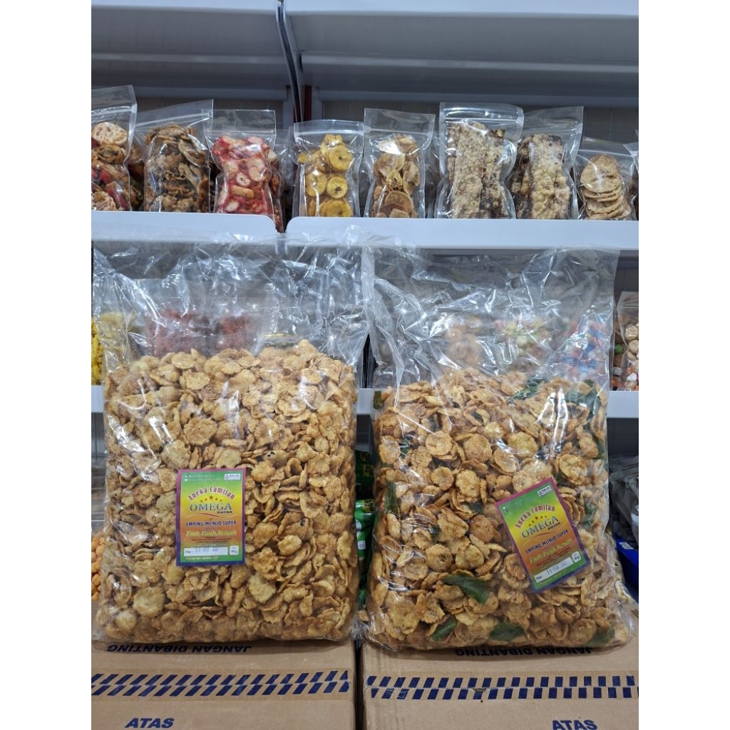 Cemilan emping melinjo manis / emping belinjo pedas manis daun jeruk