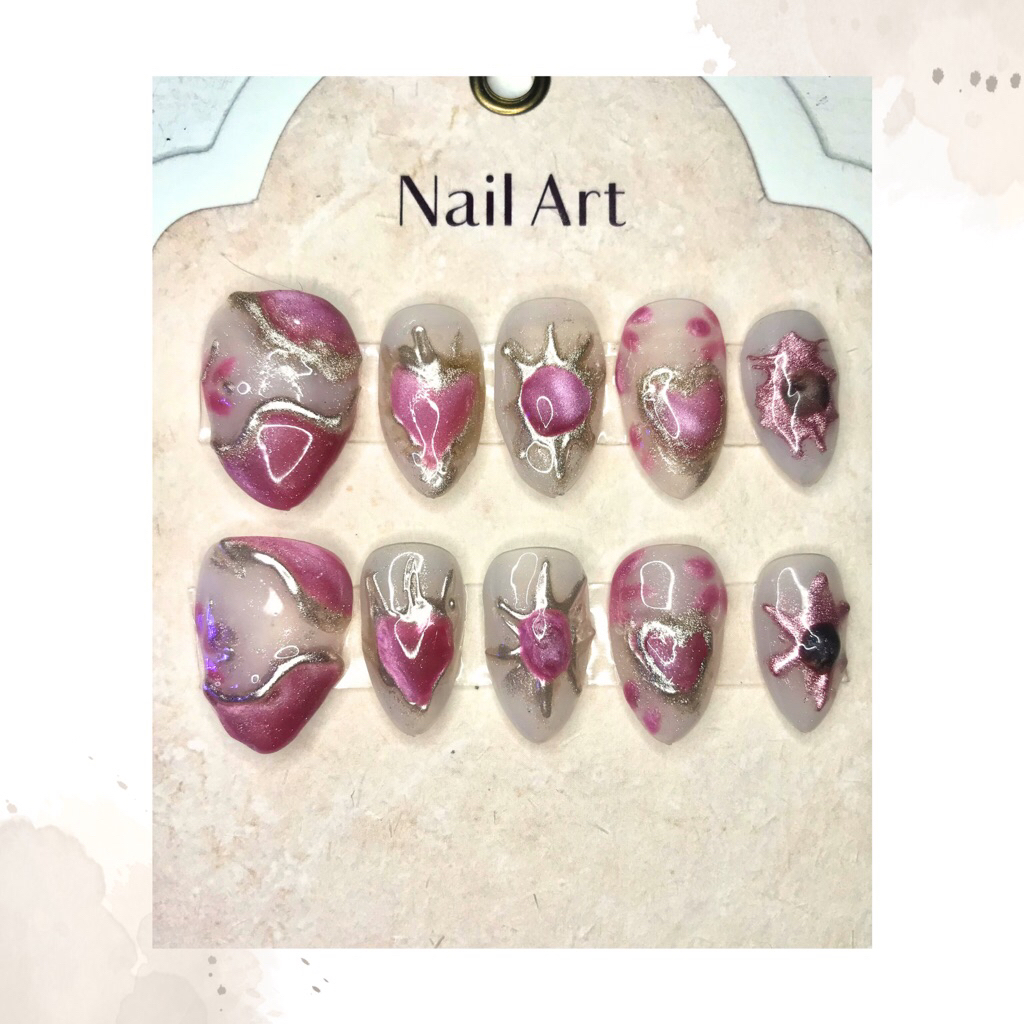 Press on nails “Love bombing”