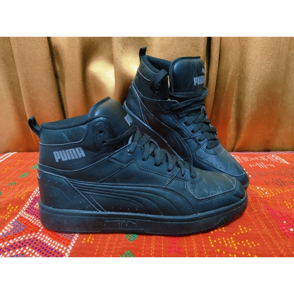 Puma full black UK 42