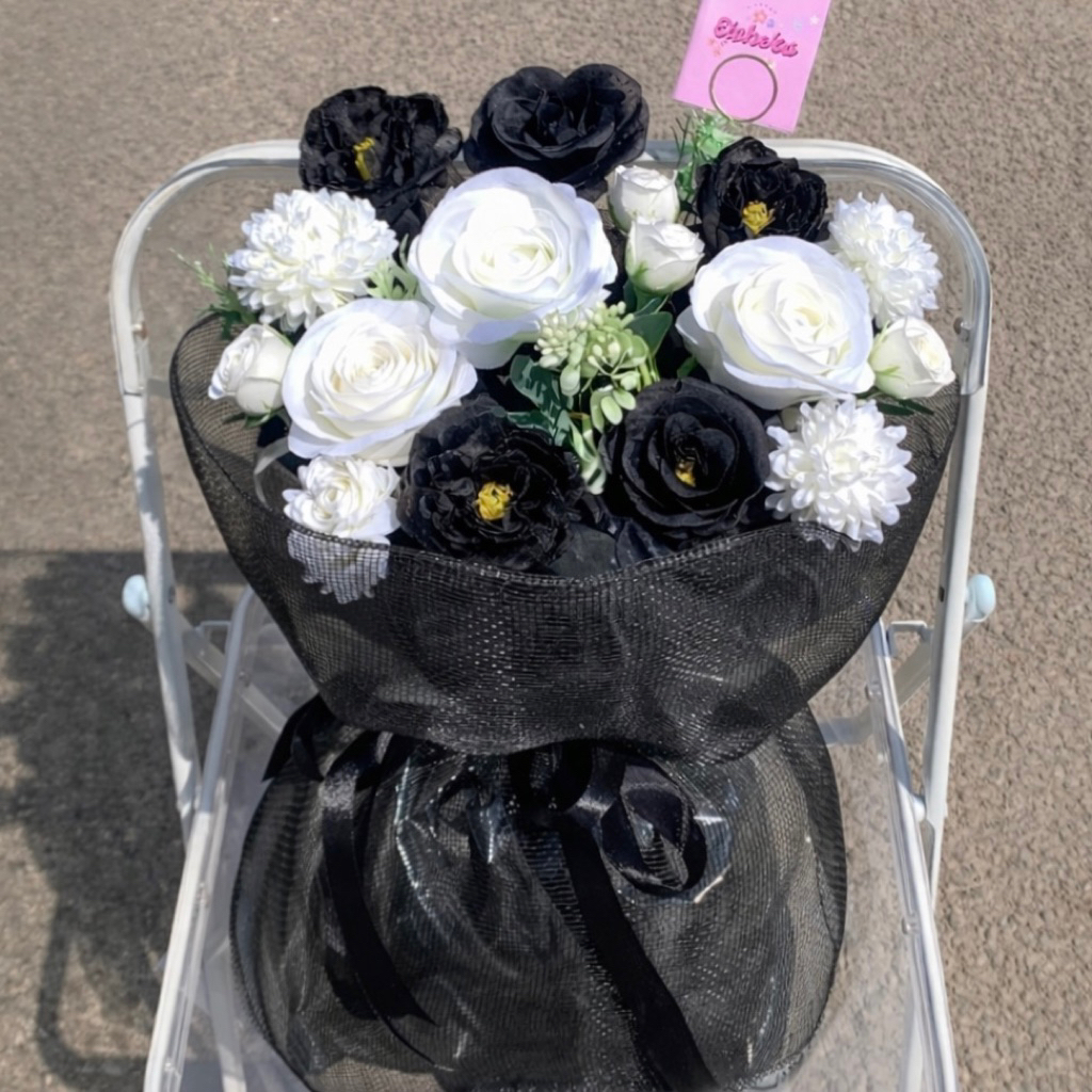 Buket Bunga | Buket Artificial | Kado Ulang Tahun | Buket Wisuda | Buket Mawar Hitam | Buket Bunga P