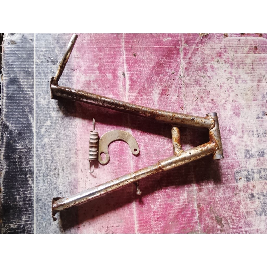 Standar Tengah/Jagang tengah Bekas RX KING set