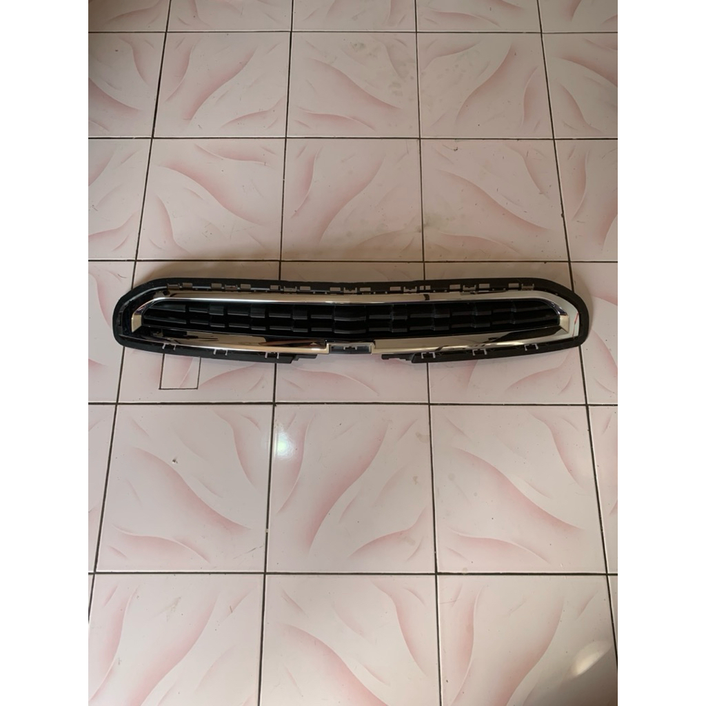 GRILL CHEVROLET SPIN ORIGINAL