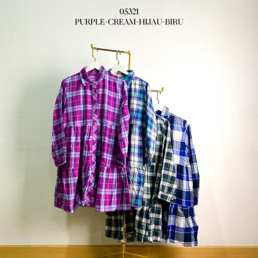521765 - 05321 TUNIK FLANEL MOTIF KOTAK KOTAK VARIASI RUMPLE DUA TINGKAT FULL KANCING DEPAN LENGAN P