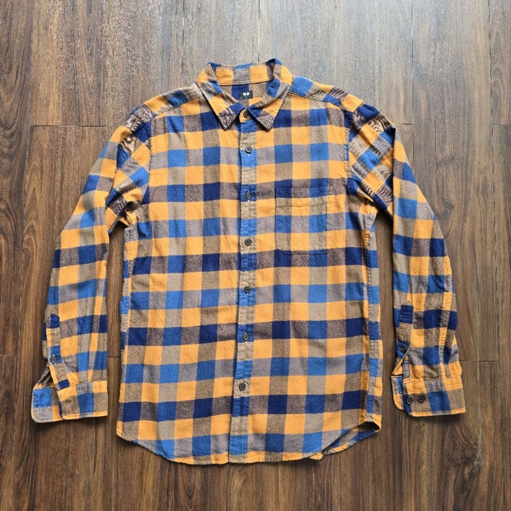 Preloved Kemeja Flanel Pria UNIQLO (ORI) Size L