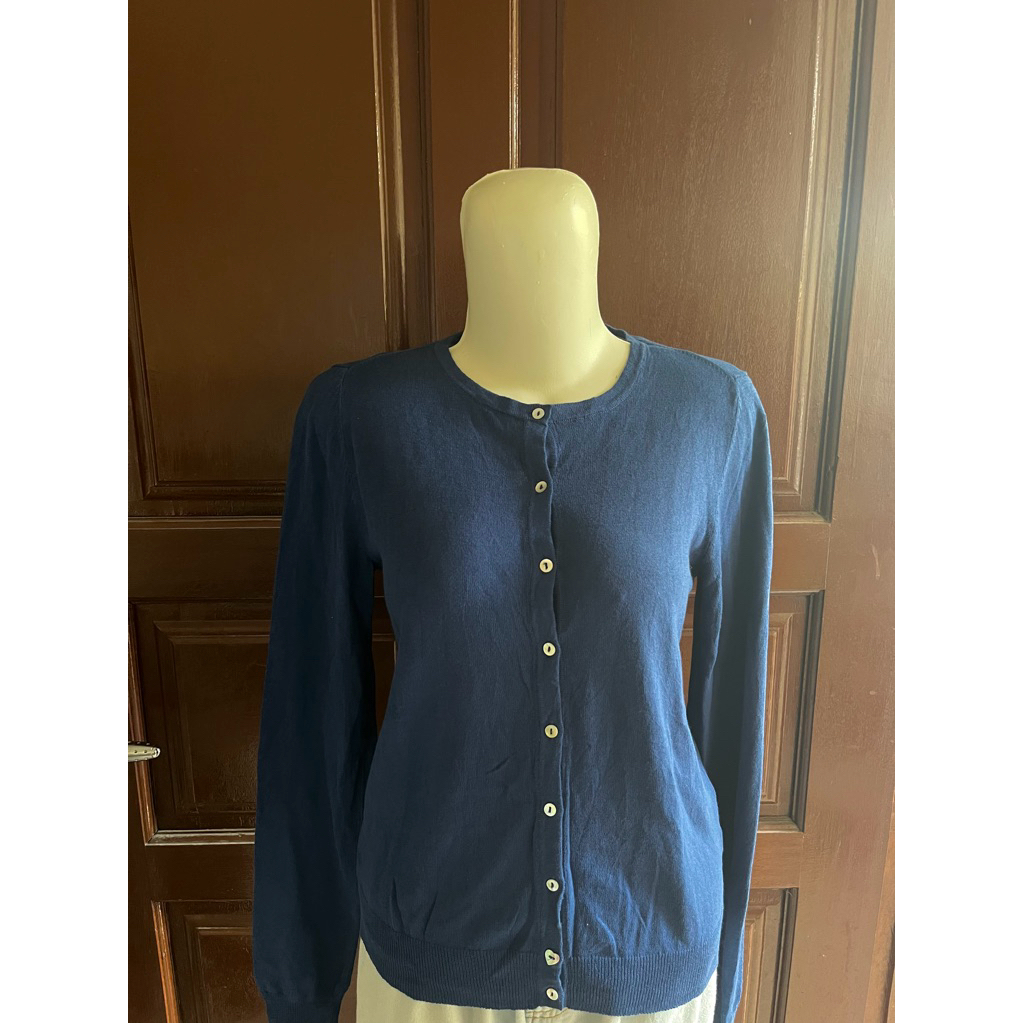 cardigan oneck navy branded by earth music ecology