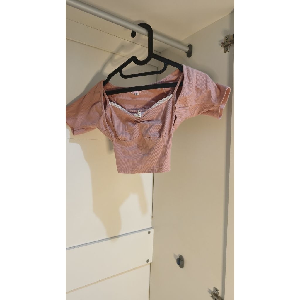 preloved she wears sugar top